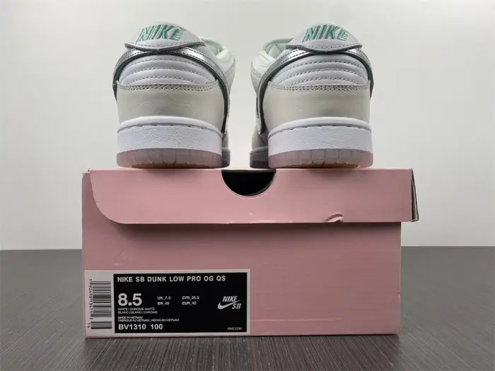 Diamond Supply Co. x Dunk Low Pro SB 'White Diamond' 