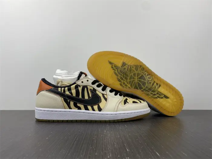 Jordan 1 Low OG Year of the Tiger-DH6932-100 