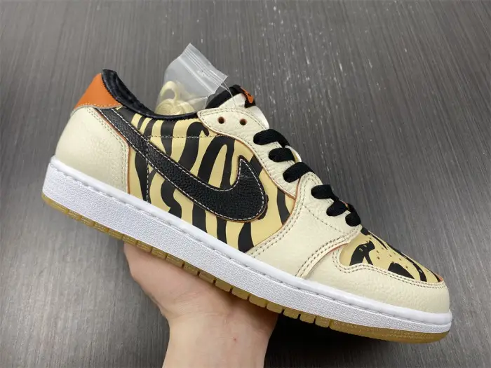 Jordan 1 Low OG Year of the Tiger-DH6932-100 
