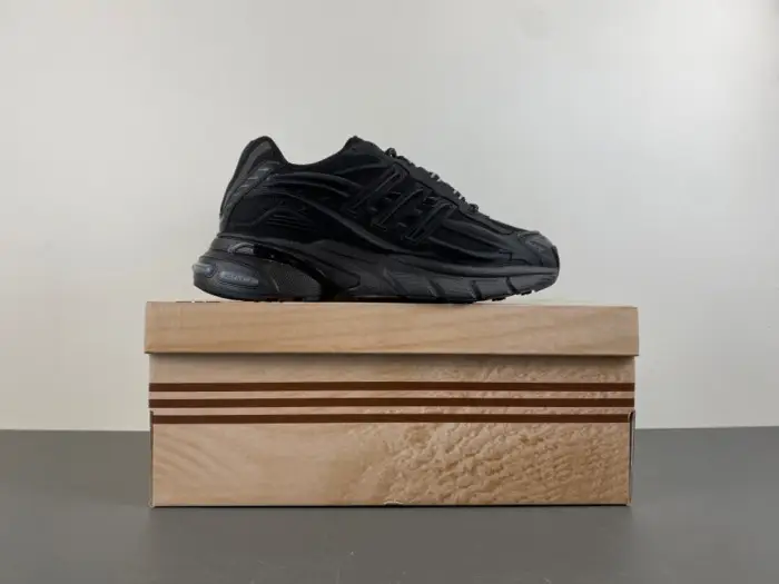 Pharrell x adidas Adistar Jellyfish -JP92621 