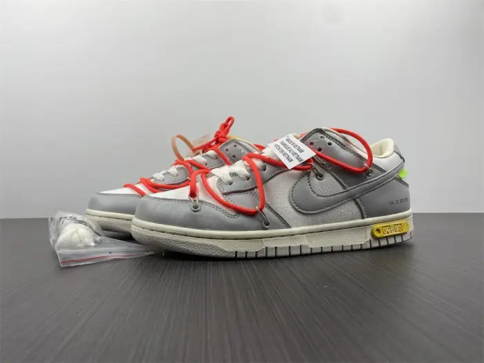 O-W  X DUNK LOW “06 OF 50” BEECE2147