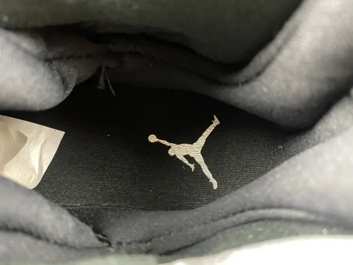 Jordan 8 Retro Winterized Gunsmoke-FD1334-001 