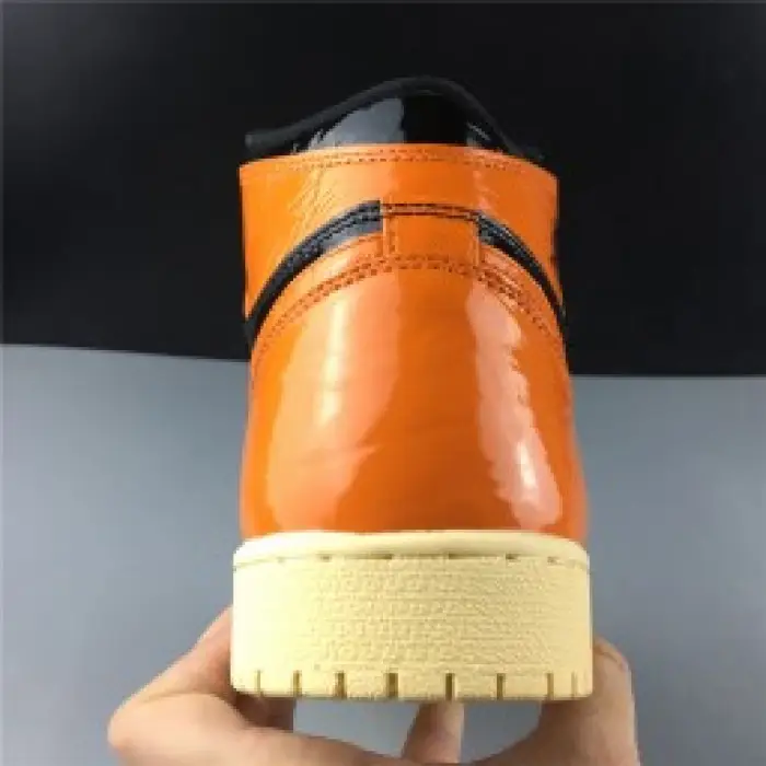 Jordan 1 Retro High Shattered Backboard 3.0-555088-028 