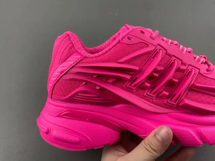 Pharrell x adidas Adistar Jellyfish -JP9264 