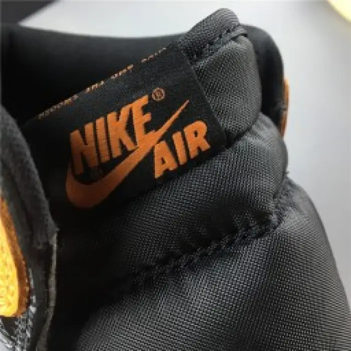 Jordan 1 Retro High Shattered Backboard 3.0-555088-028 