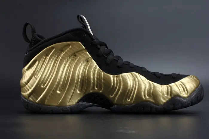 Air Foamposite Pro “Metallic Gold” Black mens 