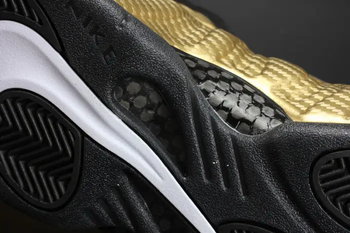 Air Foamposite Pro “Metallic Gold” Black mens 