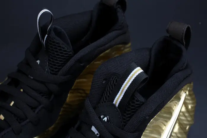 Air Foamposite Pro “Metallic Gold” Black mens 