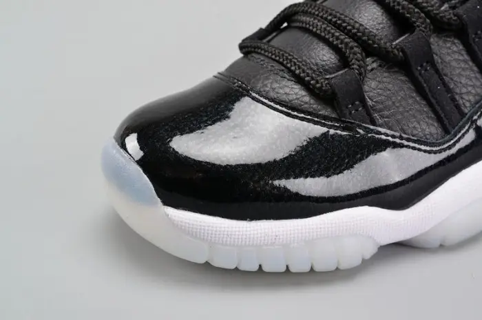 AIR JORDAN 11 RETRO BG (GS) "72-10" black womens 