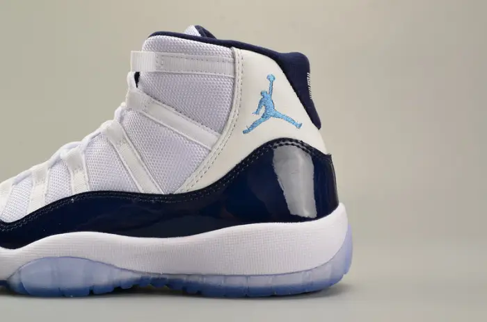 AIR JORDAN 11 RETRO BG (GS) "WIN LIKE '82" university blue womens
