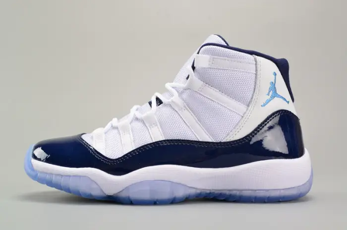AIR JORDAN 11 RETRO BG (GS) "WIN LIKE '82" university blue womens