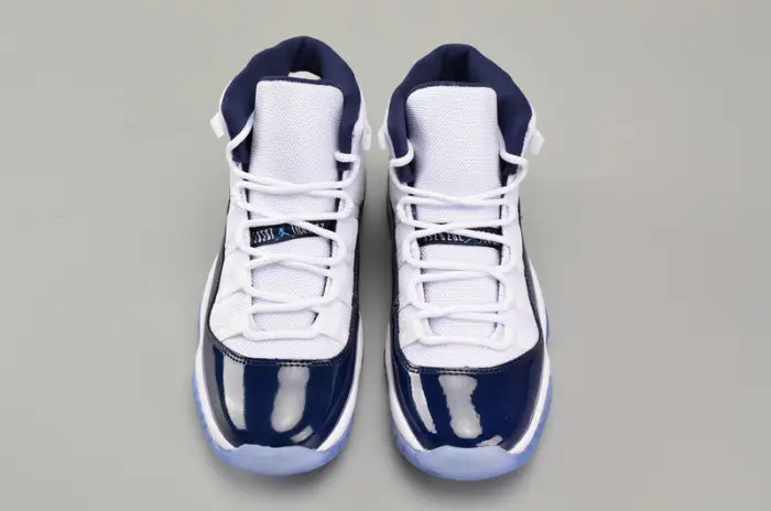AIR JORDAN 11 RETRO BG (GS) "WIN LIKE '82" university blue womens 