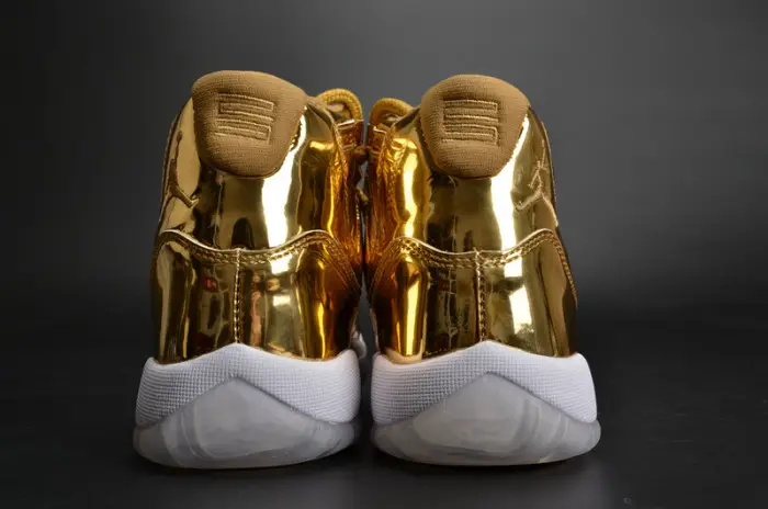 AIR JORDAN 11 RETRO P1NNACLE GOLD womens 
