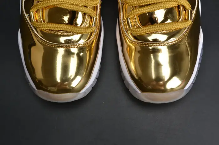 AIR JORDAN 11 RETRO P1NNACLE GOLD womens 