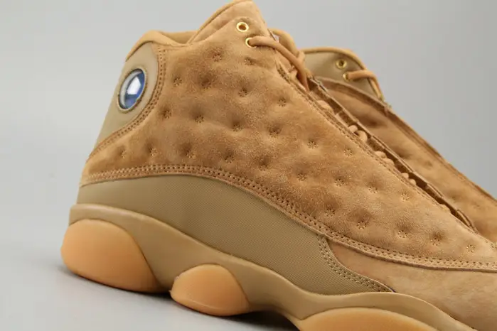 AIR JORDAN 13 RETRO "WHEAT " baroque brown 