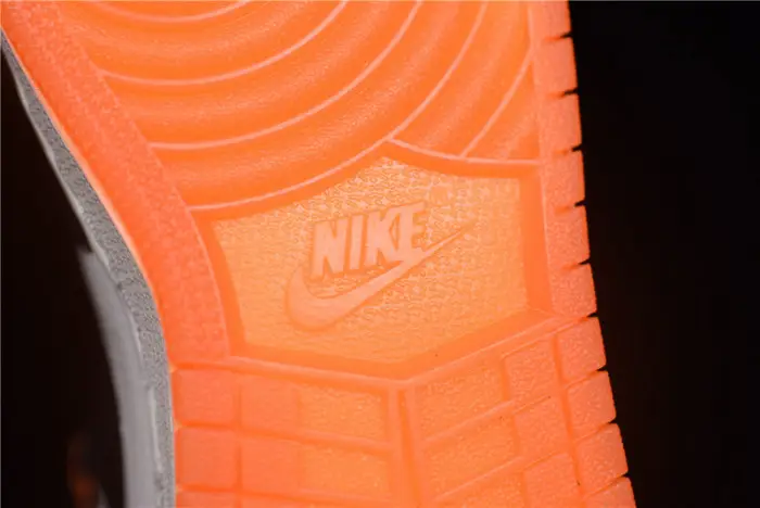 Air Jordan 1 Retro Satin Shattered Backboard 