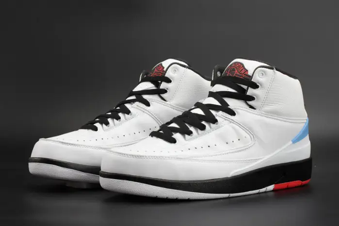 AIR JORDAN 2 RETRO UNC“Alumni” mens 