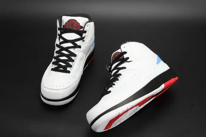 AIR JORDAN 2 RETRO UNC“Alumni” mens 