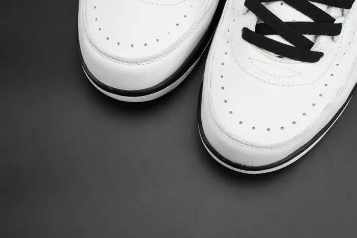 AIR JORDAN 2 RETRO UNC“Alumni” mens 