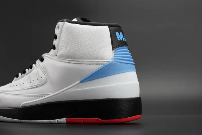 AIR JORDAN 2 RETRO UNC“Alumni” mens 