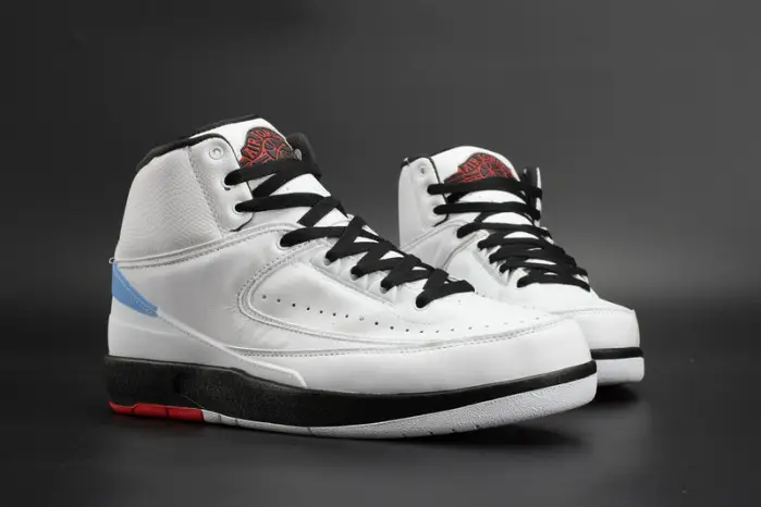 AIR JORDAN 2 RETRO UNC“Alumni” mens 