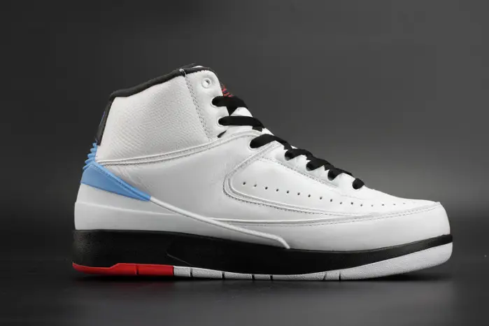 AIR JORDAN 2 RETRO UNC“Alumni” mens 