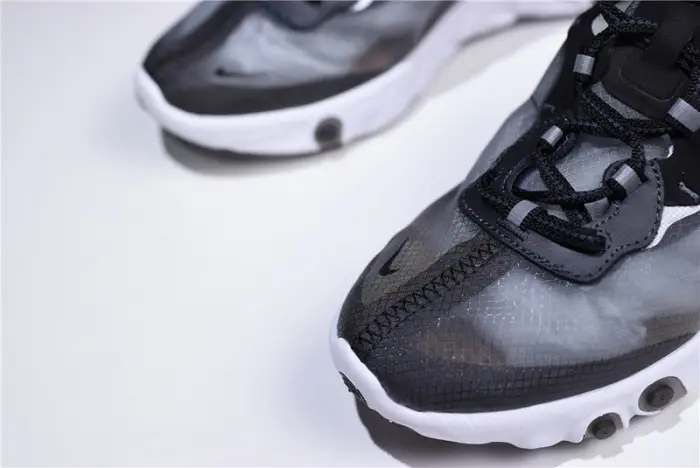 Nike React Element 87 Black White 