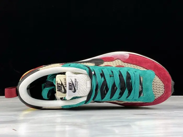 Sacai x Nike Pegasus VaporFly SP CI9928-301 