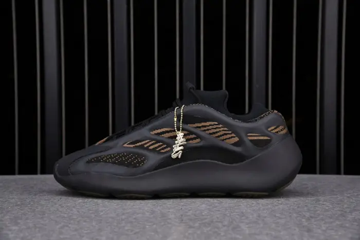 adidas Yeezy 700 V3 “Eremiel” FCCBD1060