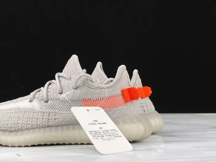 Kids adidas Yeezy Boost 350 V2 "Tail Light" EDE1937