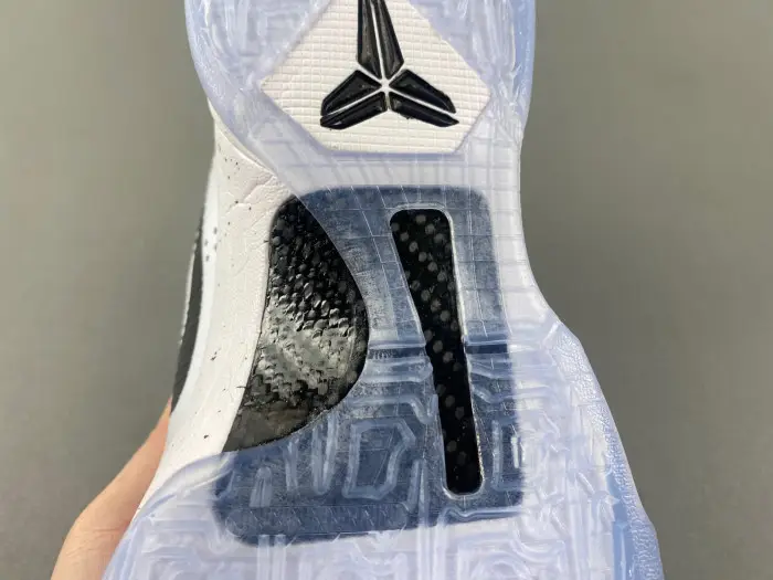 ZOOM KOBE 5 PROTRO 'CHAOS-DB4796-556 