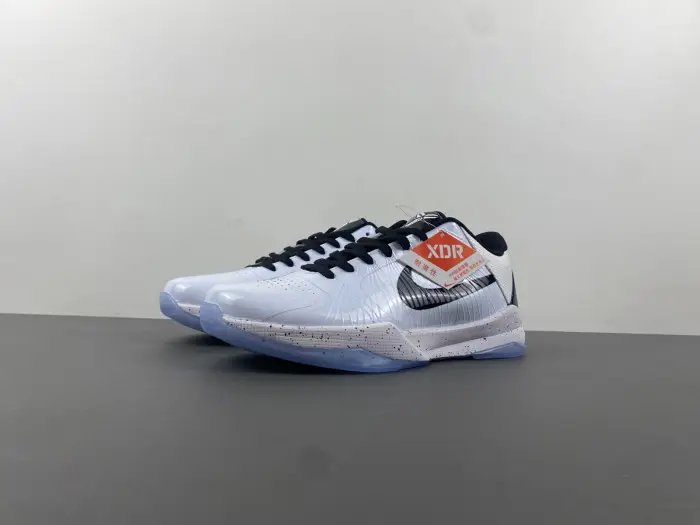 ZOOM KOBE 5 PROTRO 'CHAOS-DB4796-556  CEDB2102