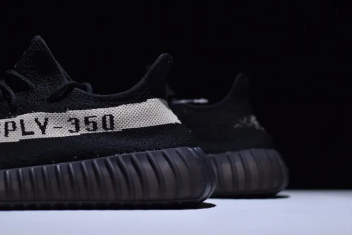 adidas Yeezy Boost 350 V2 Oreo White Black 