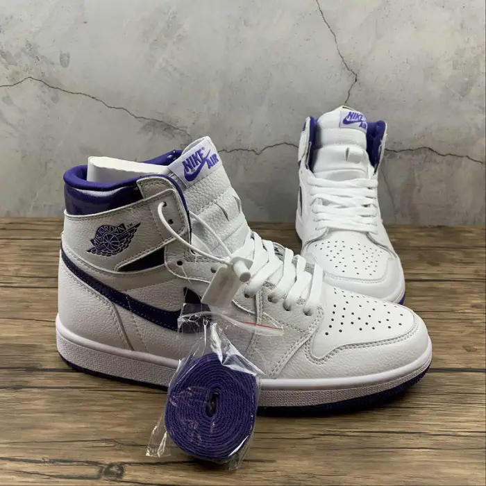 Air Jordan 1 WMNS “Court Purple” 