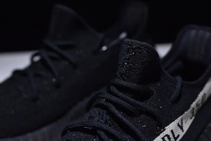 adidas Yeezy Boost 350 V2 Oreo White Black 