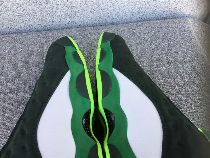 Air Jordan 13 Retro 'Oregon Ducks' PE 