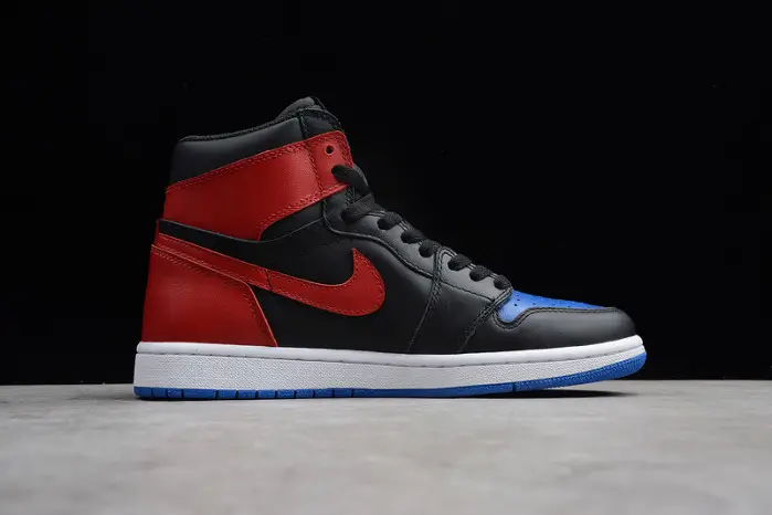 AIR JORDAN 1 RETRO HIGH OG "TOP 3" 