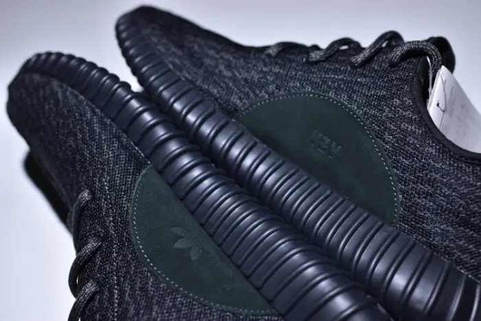 Adidas YEEZY 350 Boost Pirate Black 