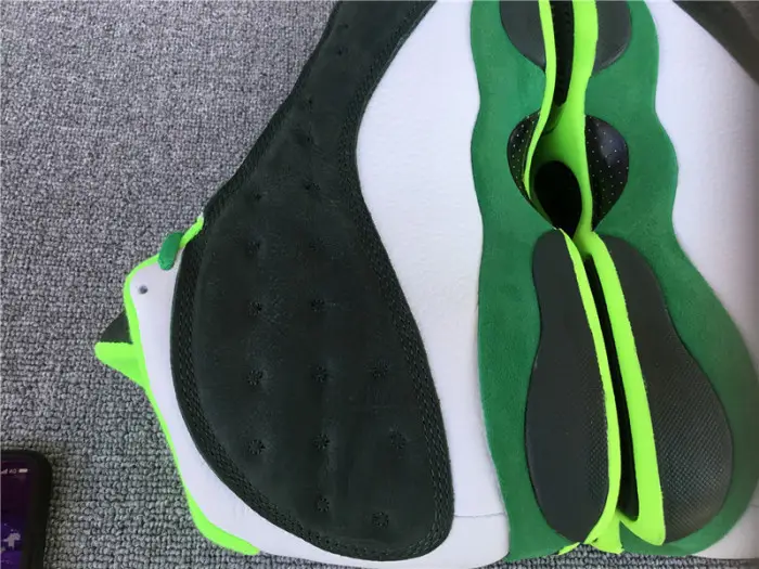 Air Jordan 13 Retro 'Oregon Ducks' PE 