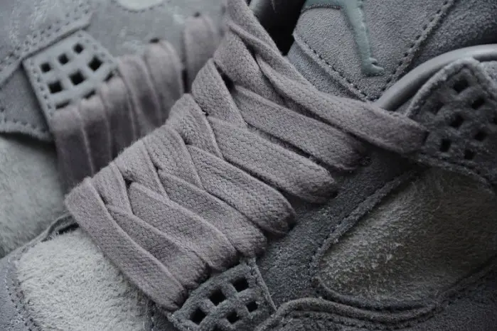Nike Air Jordan 4 retro kaws cool grey 