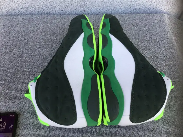 Air Jordan 13 Retro 'Oregon Ducks' PE 