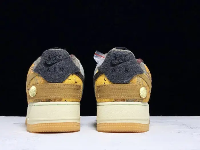Travis Scott Nike Air Force 1 Low 