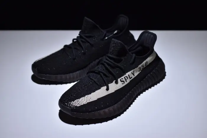 adidas Yeezy Boost 350 V2 Oreo White Black 