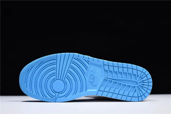 O-W  Air Jordan 1 Powder Blue UNC 