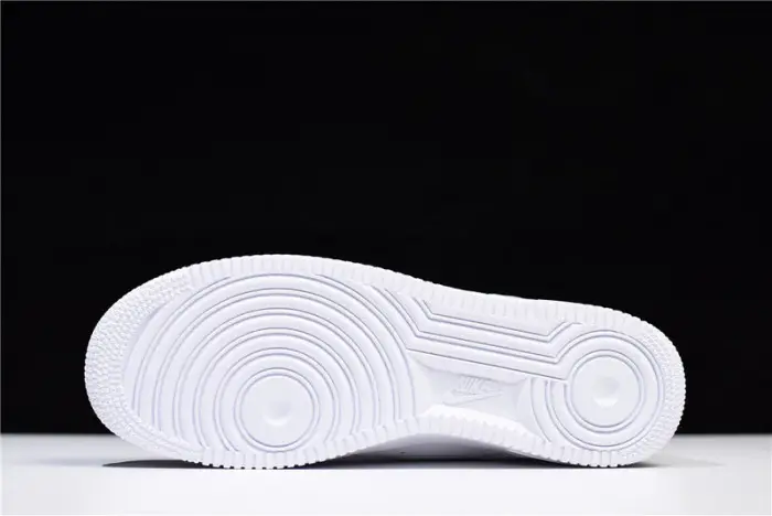 Nike Air Force 1 07 All Triple White Classic  Shoes Sneakers AF1 BCE800