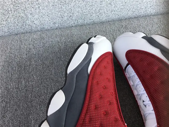 Air Jordan 13 “Red Flint” 