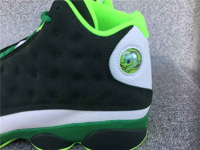 Air Jordan 13 Retro 'Oregon Ducks' PE 