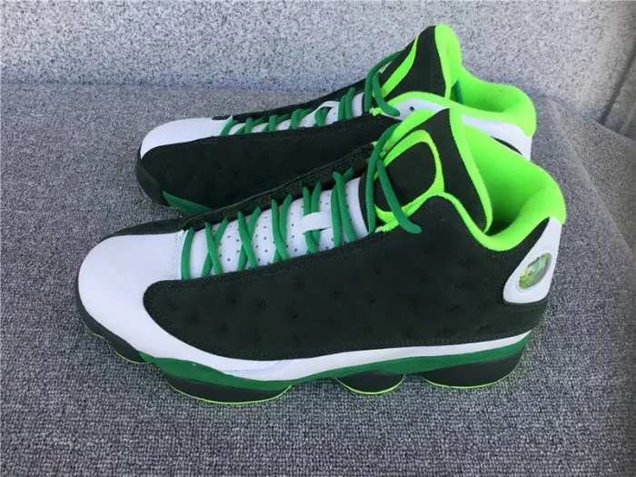 Air Jordan 13 Retro 'Oregon Ducks' PE 
