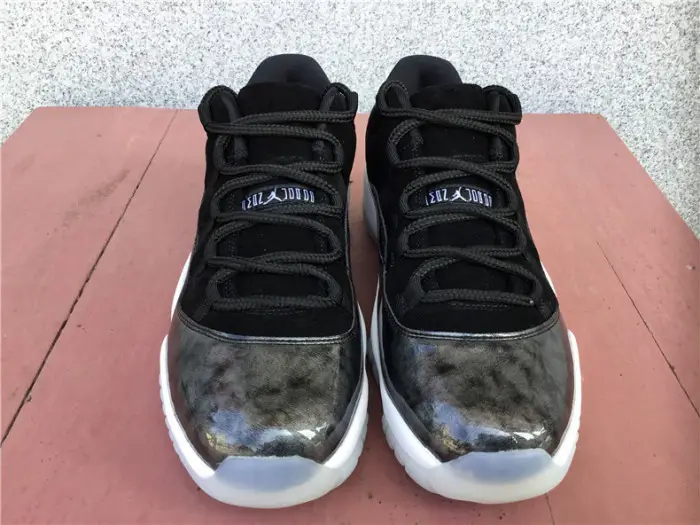 AIR JORDAN 11 RETRO LOW BG  "BARON" 