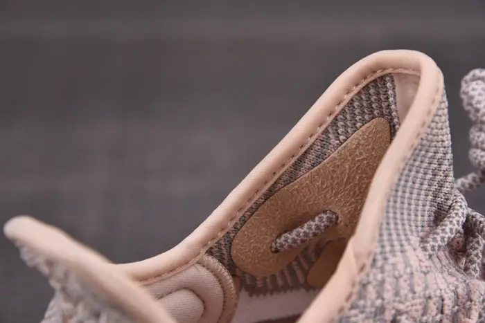ADIDAS YEEZY BOOST 350 V2 SYNTH 